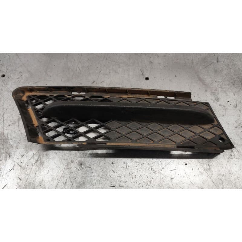 Recambio de rejilla paragolpes delantero para bmw serie 3 berlina (e90) 320d referencia OEM IAM 51117154552 - Negro