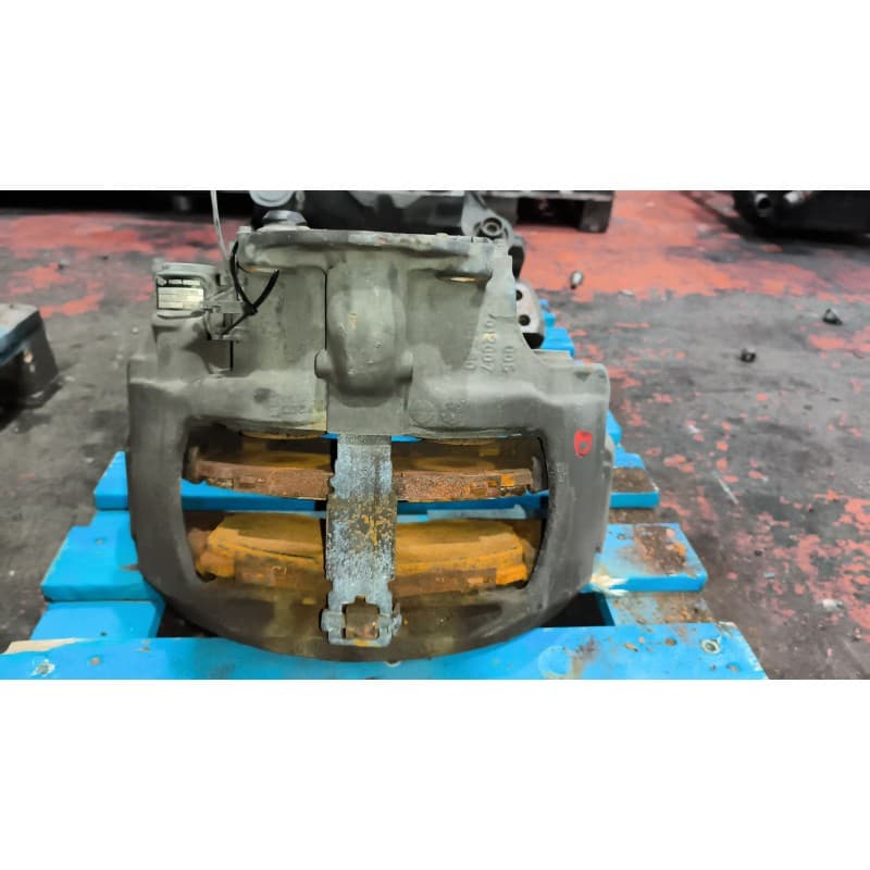 Recambio de pinza freno delantera derecha para daf xf 106 480 referencia OEM IAM 1862290 K059174