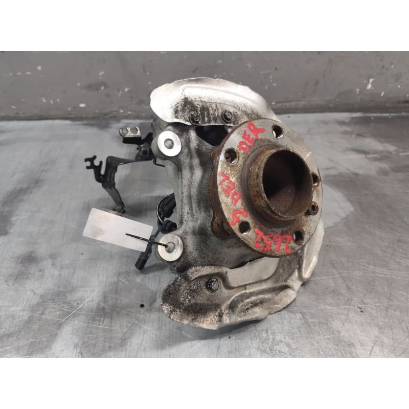 Recambio de mangueta delantera derecha para bmw 1 (e87) 120 d referencia OEM IAM - Blanco