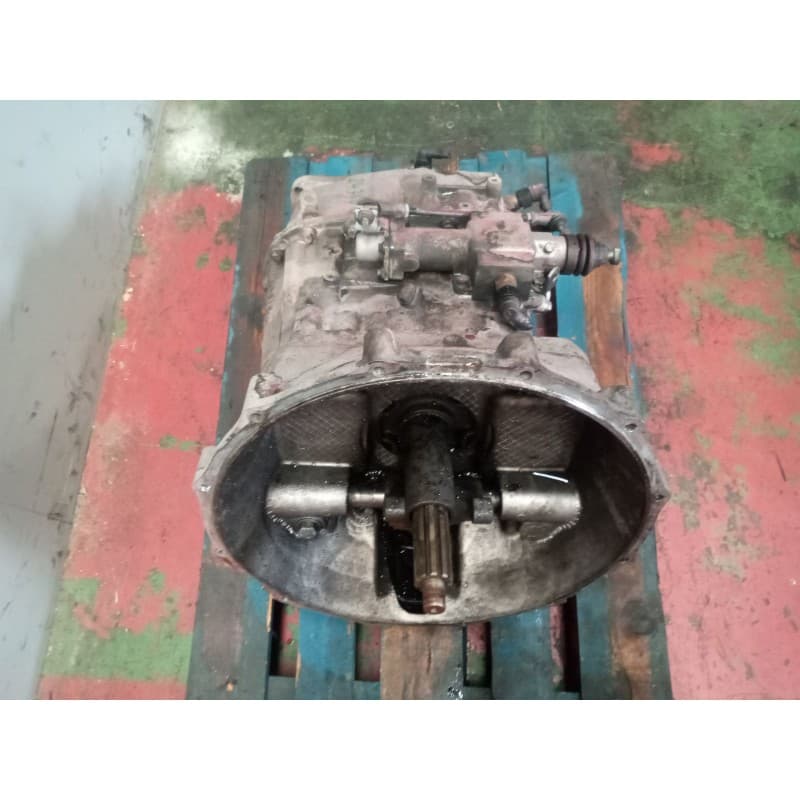 Recambio de caja cambios para iveco andecar iv 3 referencia OEM IAM FSO5206B Y05172 8870515 - Blanco