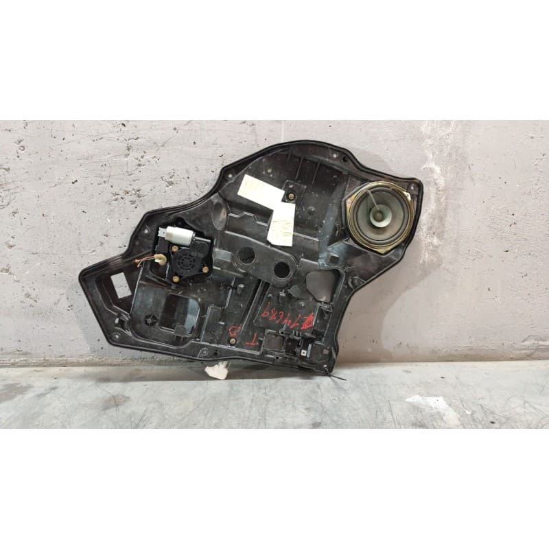 Recambio de elevalunas trasero derecho para mazda 2 berlina (dy) 1.4 active+ (59kw) referencia OEM IAM - Azul