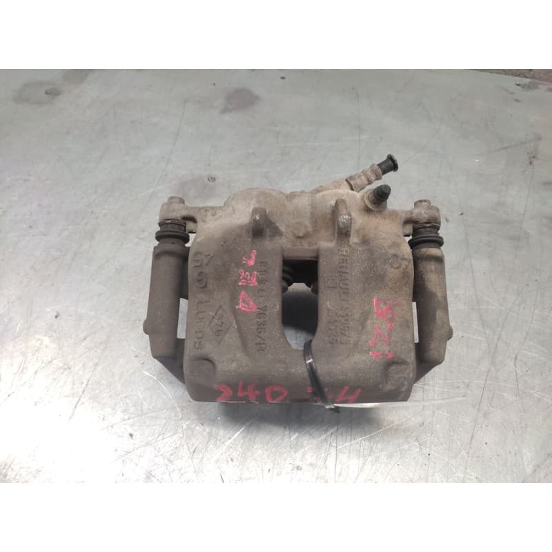 Recambio de pinza freno delantera izquierda para renault trafic ii furgoneta (fl) 1.9 dci 100 (fl0c) referencia OEM IAM