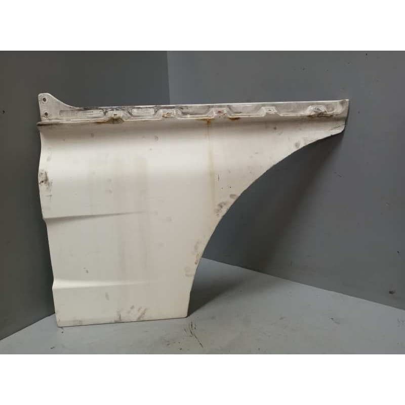 Recambio de moldura puerta delantera izquierda para man tg-a 32.410 12.0 diesel referencia OEM IAM - Blanco