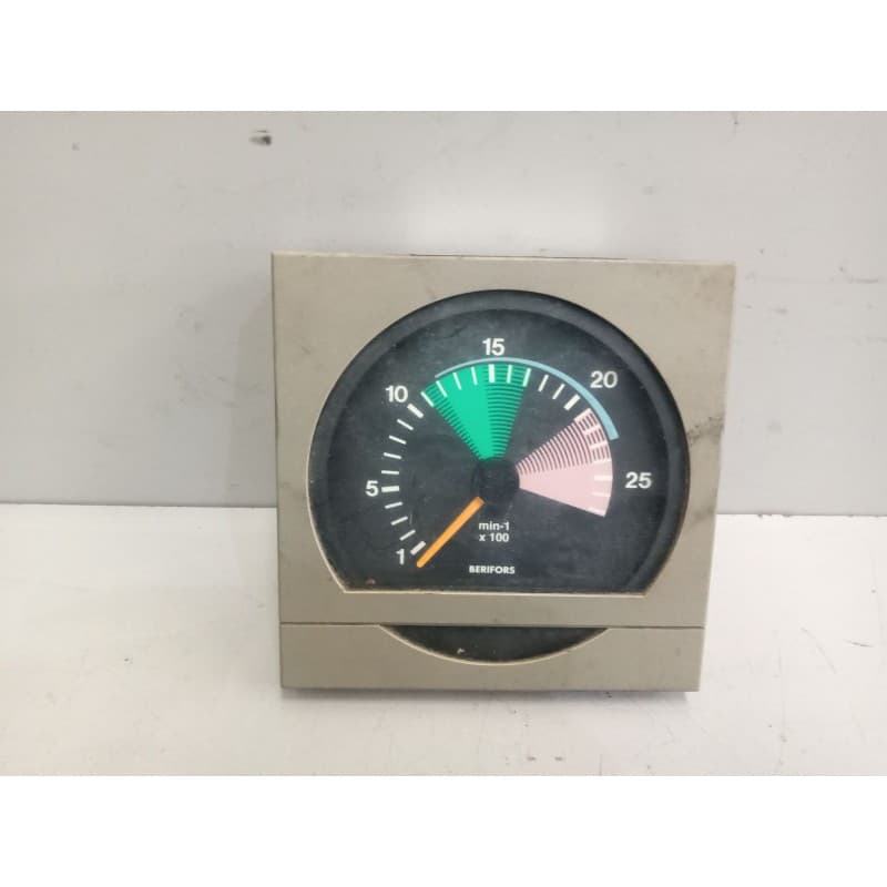 Recambio de cuadro instrumentos para man autobus autobus 18.463 hocl referencia OEM IAM 81271026076 - Blanco