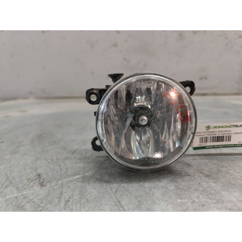 Recambio de faro antiniebla izquierdo para renault megane iv hatchback (b9a/m/n_) 1.5 blue dci 115 (b9a6) referencia OEM IAM 900 - Blanco