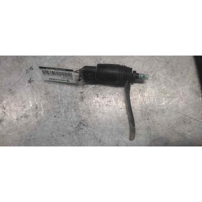 Recambio de bomba limpia para bmw serie 1 berlina (e81/e87) 120d referencia OEM IAM 67128377612 2 PINS