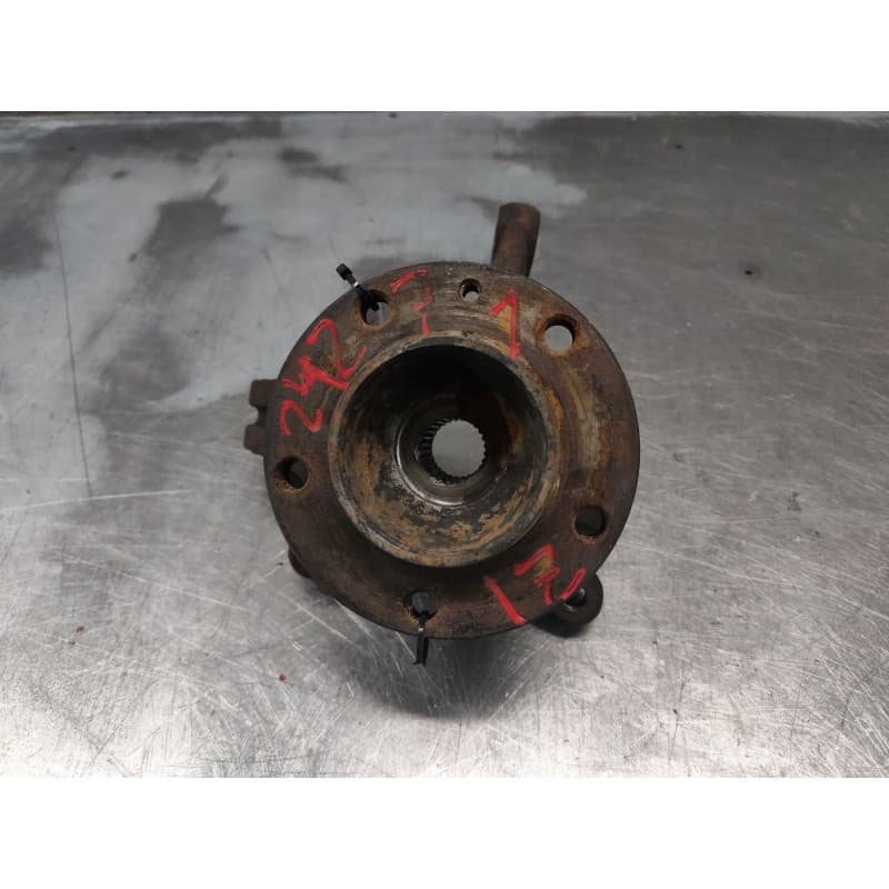 Recambio de mangueta delantera izquierda para renault master ii phase 2 bus 2.5 diesel referencia OEM IAM - Amarillo