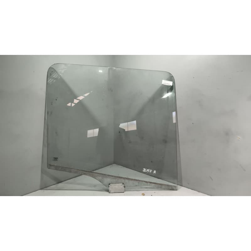 Recambio de luna delantera derecha para scania 4 - series 164 l/580 referencia OEM IAM 1306260 - Blanco