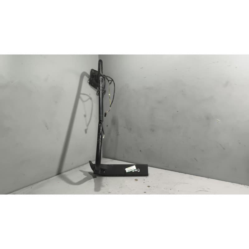 Recambio de brazo retrovisor derecho para daf serie lf45 desde 01 5.9 diesel referencia OEM IAM 1733893 - Blanco