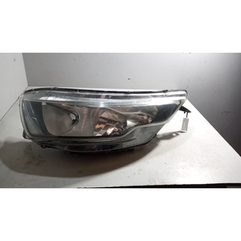 Recambio de faro izquierdo para iveco sunrise referencia OEM IAM 5801473750 SX47910748 - Blanco