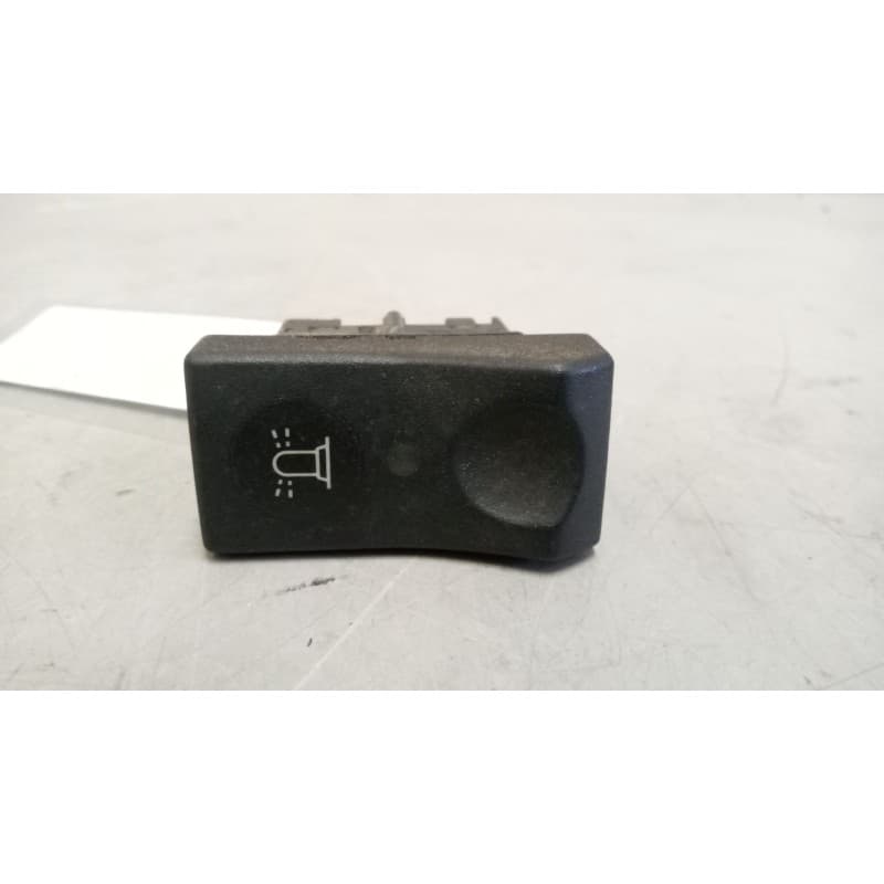 Recambio de interruptor para renault hr 420.18/26 premium 01 11.1 diesel referencia OEM IAM 5010306644 - Blanco