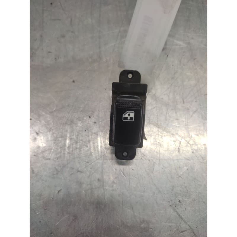 Recambio de mando elevalunas delantero derecho para kia picanto 1.1 active referencia OEM IAM 7 PINS - Verde