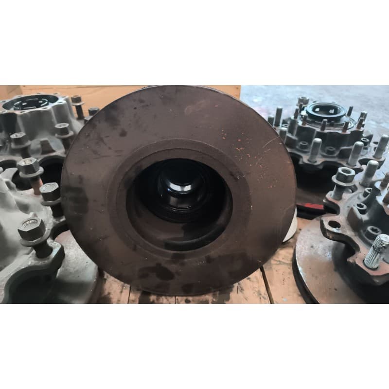 Recambio de buje trasero izquierdo para man tgx 33.500 12.4 diesel referencia OEM IAM 81357013155 81357010155 - Azul