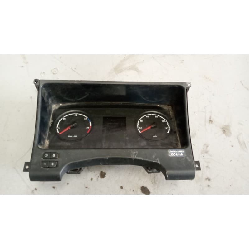 Recambio de cuadro instrumentos para scania magnus referencia OEM IAM 2303334 1896868 2627472 - Amarillo