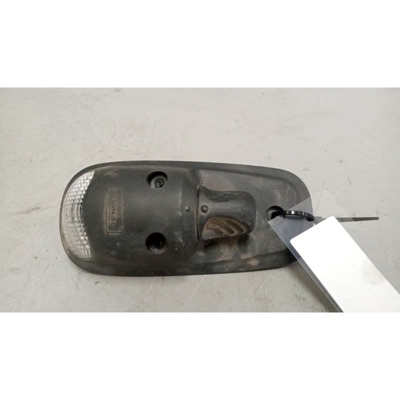 Recambio de piloto luz galibo izquierdo para renault midlum fg 180.08/b e2 cabina para dormir referencia OEM IAM 5010231435 - Blanco
