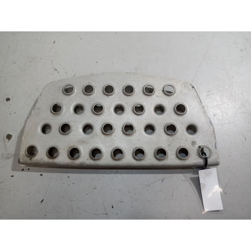 Recambio de huella peldaño para man tgx 18.480 12.4 diesel referencia OEM IAM DERECHO - Blanco