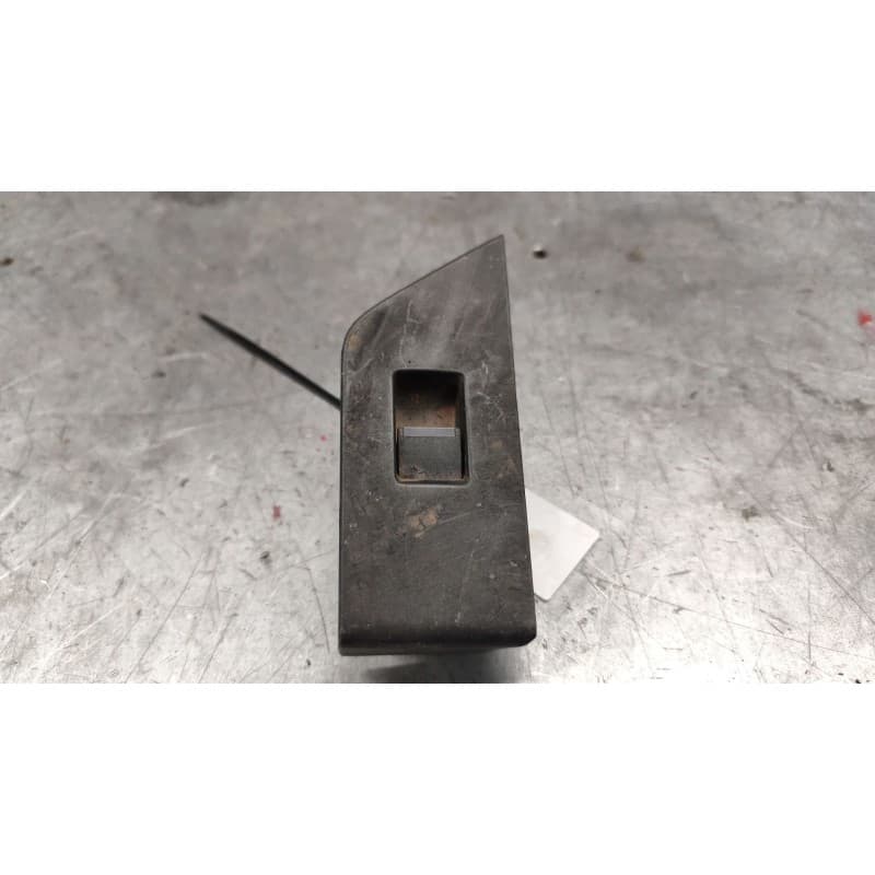 Recambio de mando elevalunas trasero izquierdo para land rover range rover evoque (l538) 2.0 d referencia OEM IAM BJ32274C03AA - Blanco