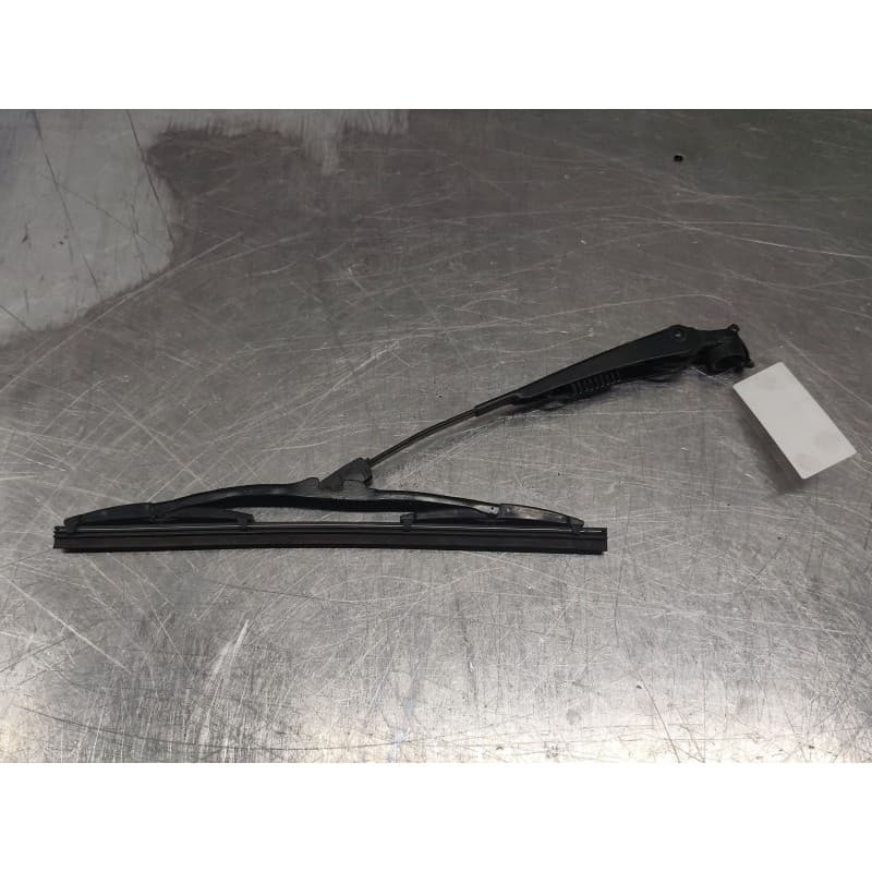 Recambio de brazo limpia trasero para land rover range rover evoque (l538) 2.0 d referencia OEM IAM W24904 - Blanco