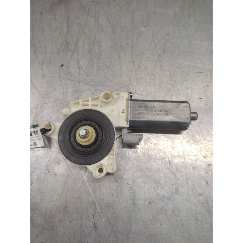 Recambio de motor elevalunas delantero izquierdo para peugeot 307 (3a/c) 1.6 16v referencia OEM IAM 9634457380 2 PINS - Plata