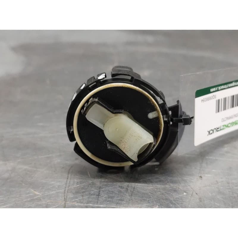 Recambio de sensor de colision/impacto para seat leon (5f1) 1.6 tdi referencia OEM IAM 3Q0959354 - Rojo