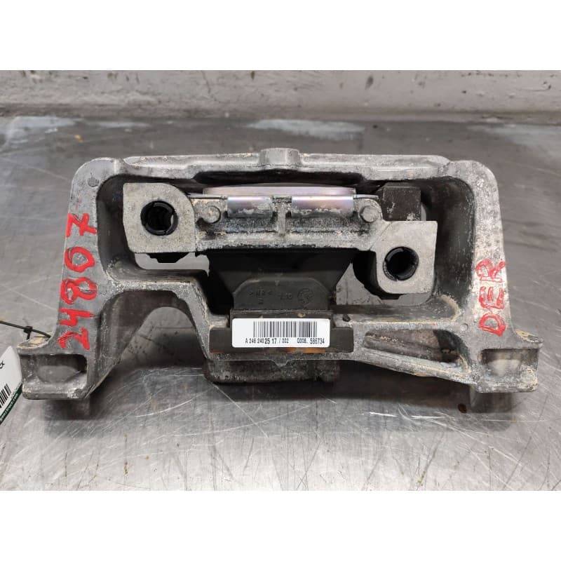 Recambio de soporte motor derecho para infiniti q30 1.5 d referencia OEM IAM a2462402517 - Gris