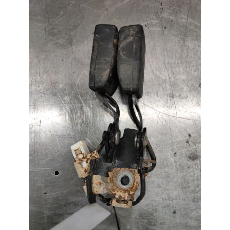 Recambio de enganche de cinturon trasero central para mazda cx-5 (kf) 2.2 d referencia OEM IAM - Gris