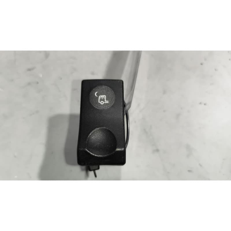 Recambio de interruptor para renault magnum ab diesel referencia OEM IAM 7420905312 - Blanco