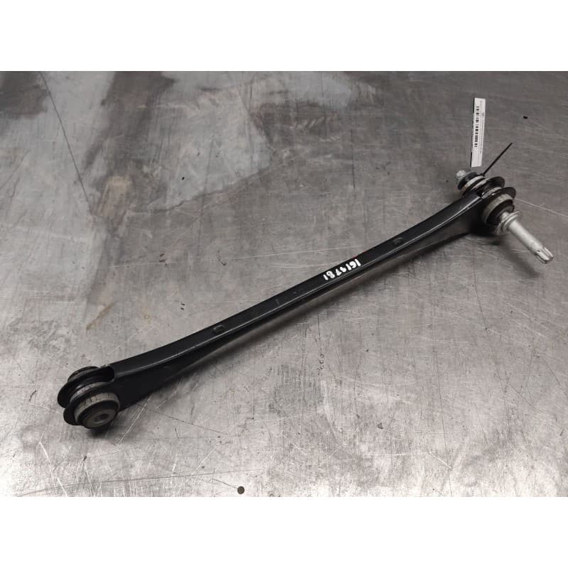 Recambio de brazo suspension inferior trasero derecho para bmw 1 (e87) 120 d referencia OEM IAM 679253304 - Blanco