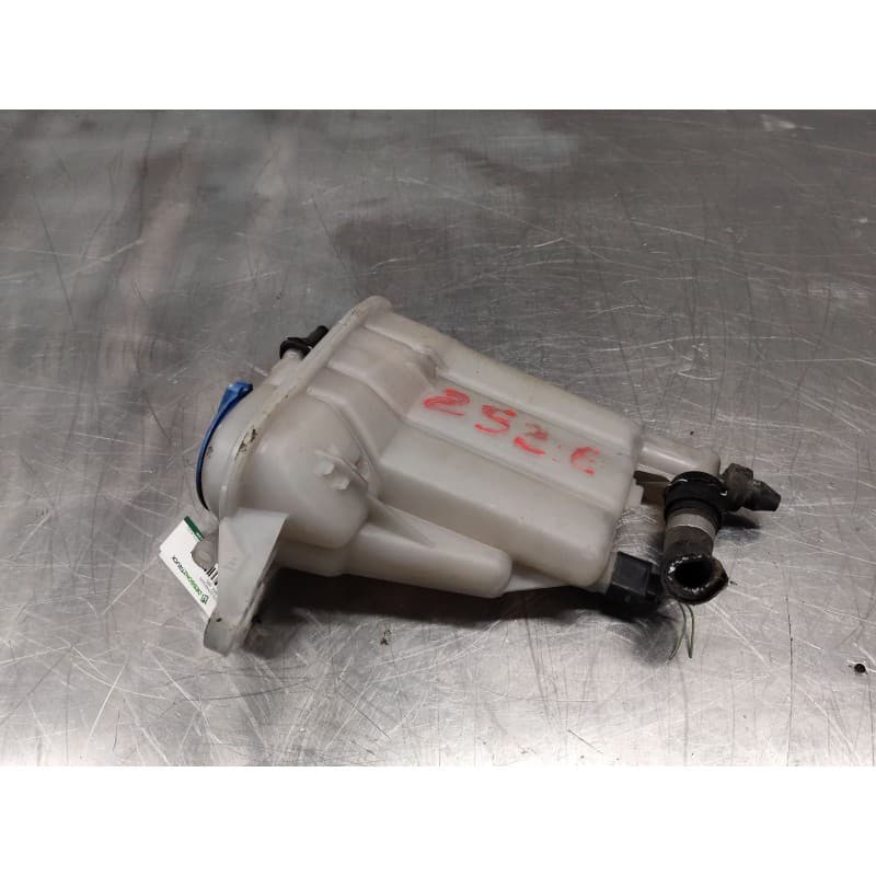 Recambio de deposito expansion para audi a4 ber. (b8) básico referencia OEM IAM 8K0121403G - Blanco