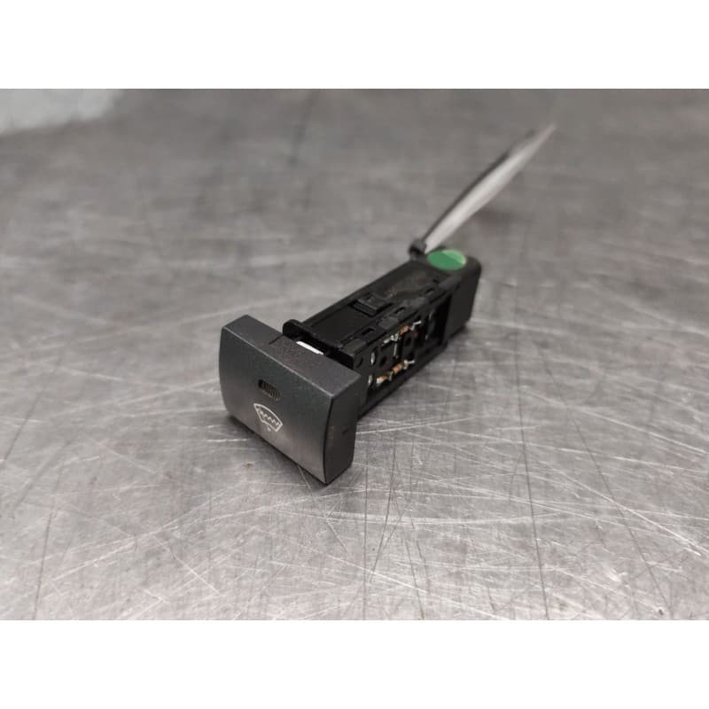 Recambio de boton agua limpia para kia sorento i (jc) 2.5 crdi referencia OEM IAM - Negro