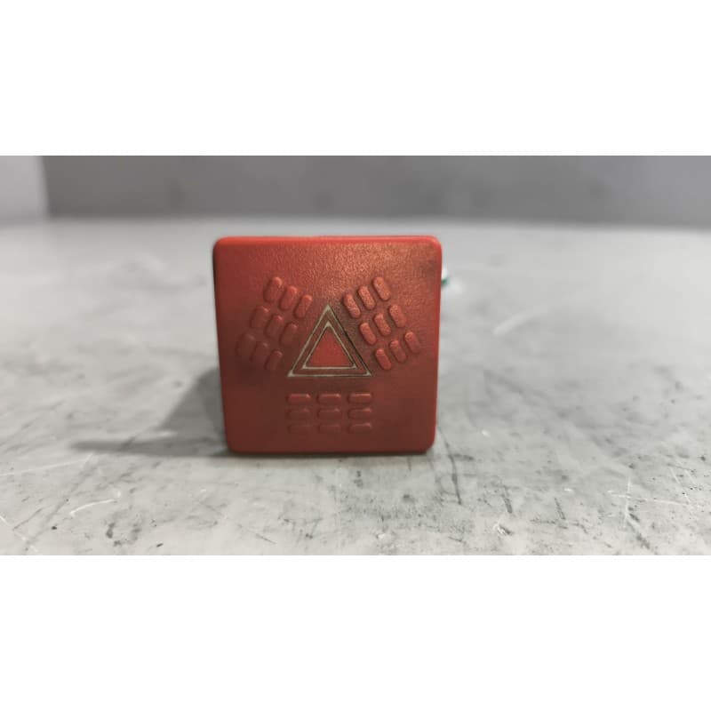 Recambio de warning para iveco eurocargo chasis (typ 100 e 21) larga distancia referencia OEM IAM