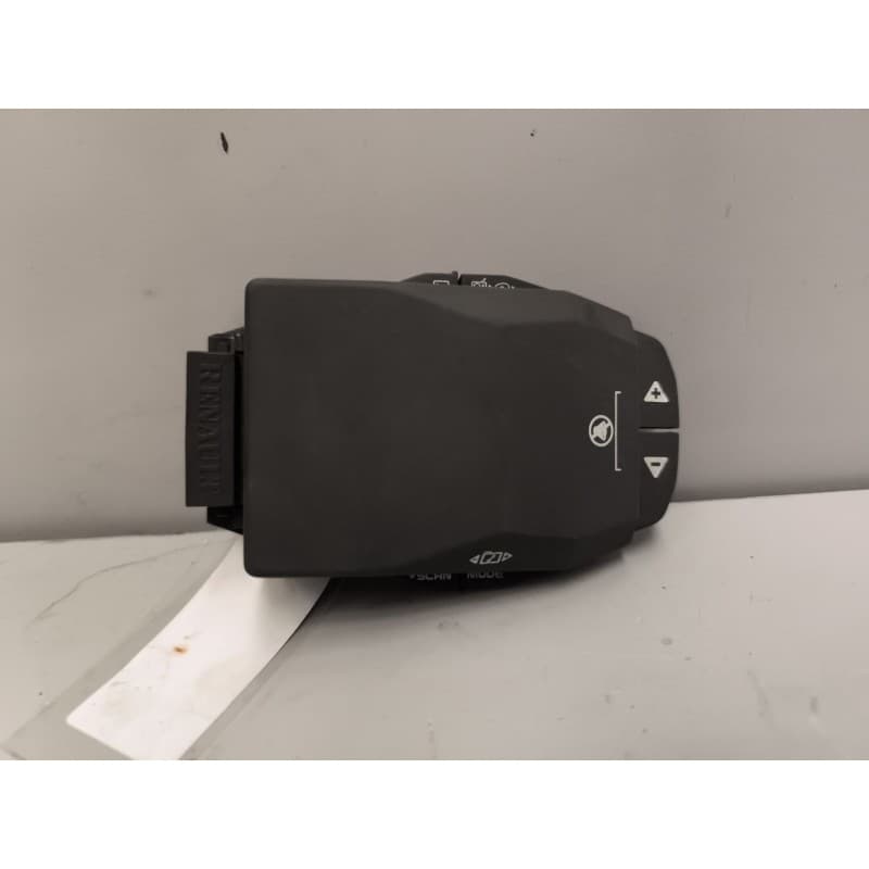 Recambio de mando radio para renault serie t 12.8 diesel referencia OEM IAM 7421708999 - Blanco