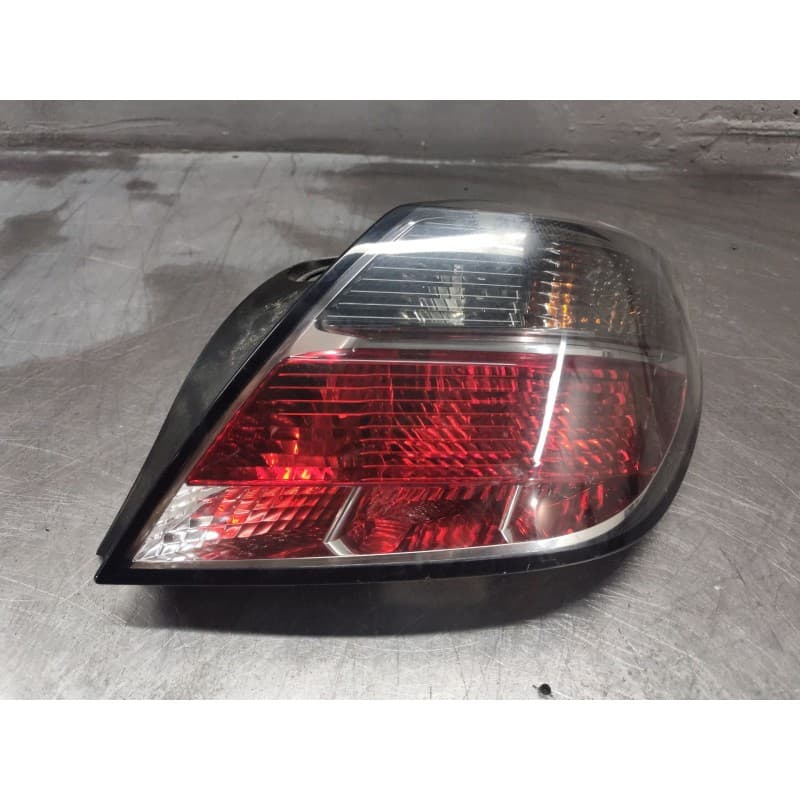 Recambio de piloto trasero derecho para opel astra h gtc (a04) 1.6 (l08) referencia OEM IAM 13252444 - Plata