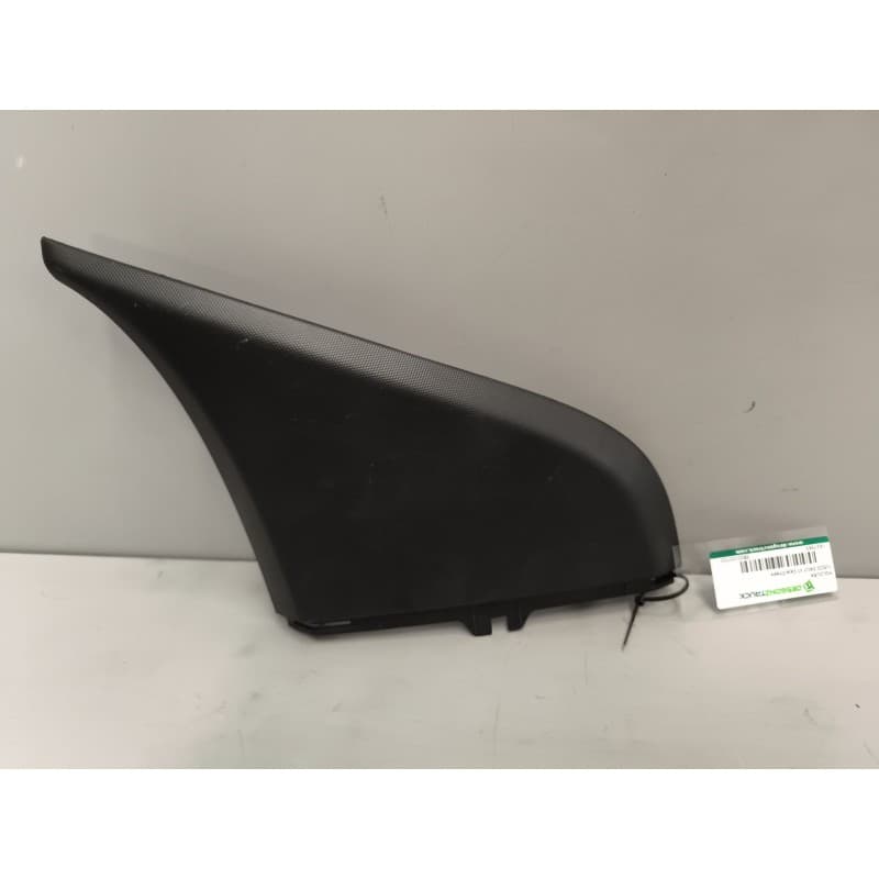 Recambio de moldura para iveco daily vi caja/chasis 35s16, 35c16, 40c16, 50c16, 60c16, 65c16, 70c16 referencia OEM IAM 580210073 - Blanco