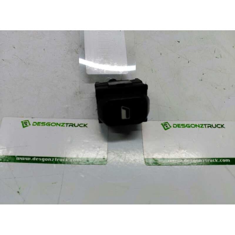Recambio de mando elevalunas delantero izquierdo para citroën xsara berlina 1.9 td sx referencia OEM IAM 6552TA