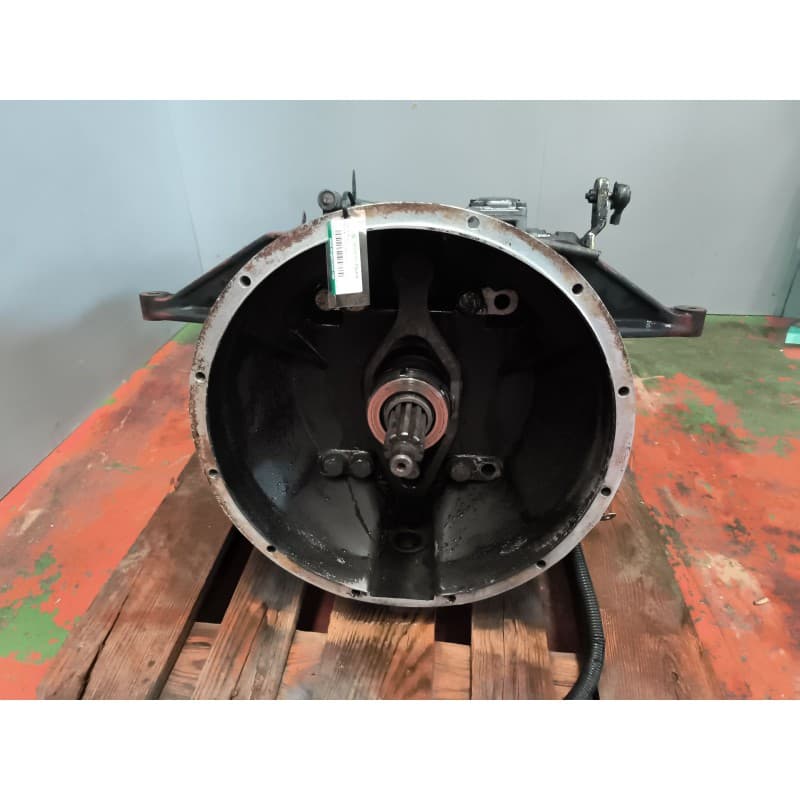 Recambio de caja cambios para man m 90 24.232 - 24.272 referencia OEM IAM 9S109 1304051030 81320026577 - Blanco