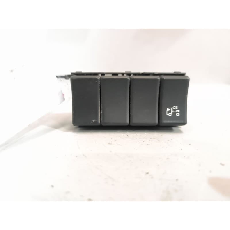 Recambio de interruptor para iveco daily vi caja/chasis 35s16, 35c16, 40c16, 50c16, 60c16, 65c16, 70c16 referencia OEM IAM 22026 - Blanco