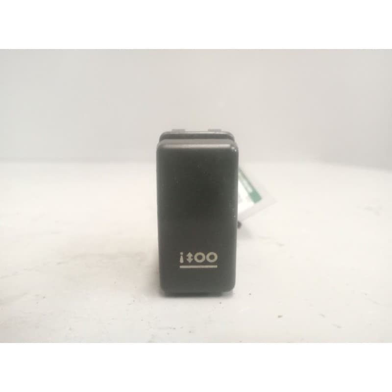 Recambio de interruptor para renault premium lander referencia OEM IAM 5010589810 - Blanco