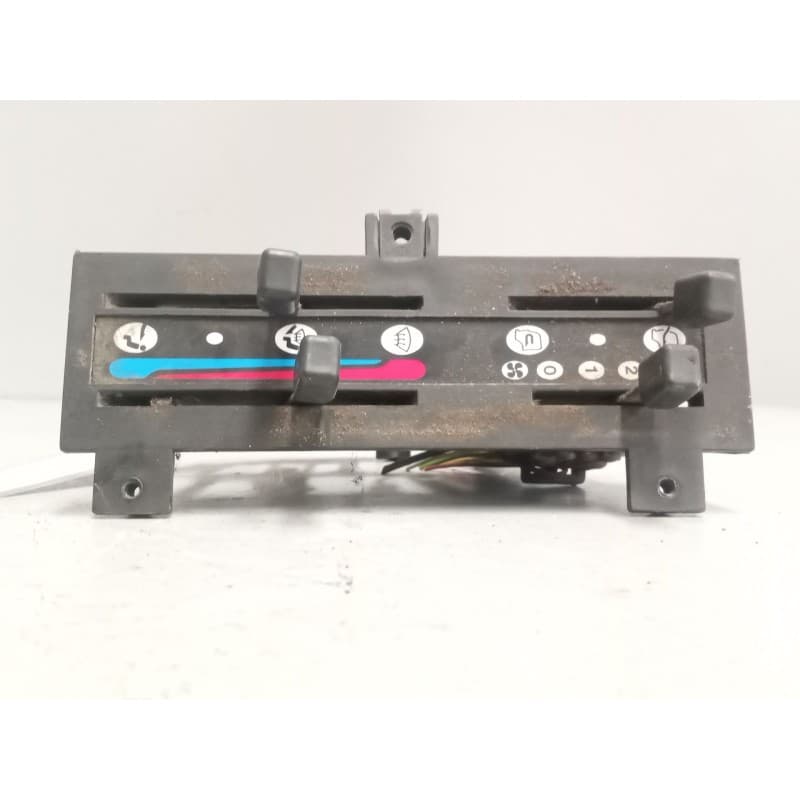Recambio de mando calefaccion / aire acondicionado para nissan atleon referencia OEM IAM 810421263F - Azul