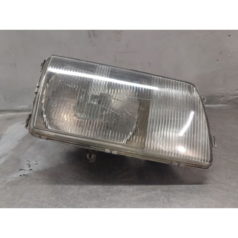 Recambio de faro derecho para mercedes-benz clase s (w126) berlina+coupe 2.6 referencia OEM IAM