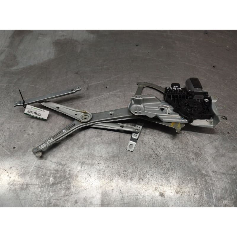 Recambio de elevalunas delantero derecho para opel astra h gtc (a04) 1.6 (l08) referencia OEM IAM 13101479 - Plata
