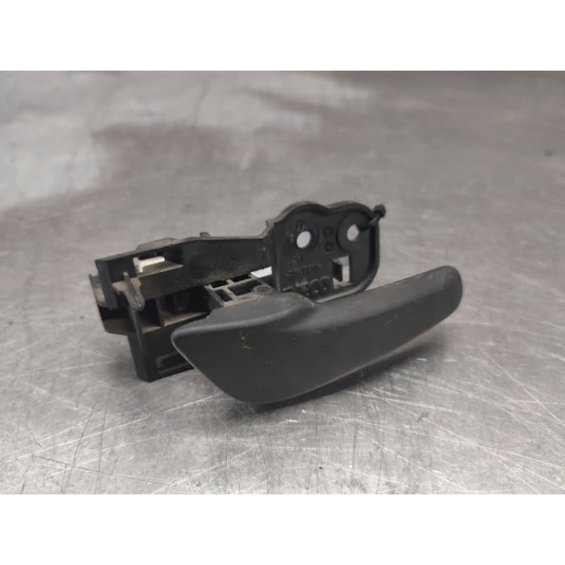 Recambio de maneta interior delantera izquierda para iveco daily vi furgoneta 33s12, 35s12, 35c12 referencia OEM IAM - Blanco