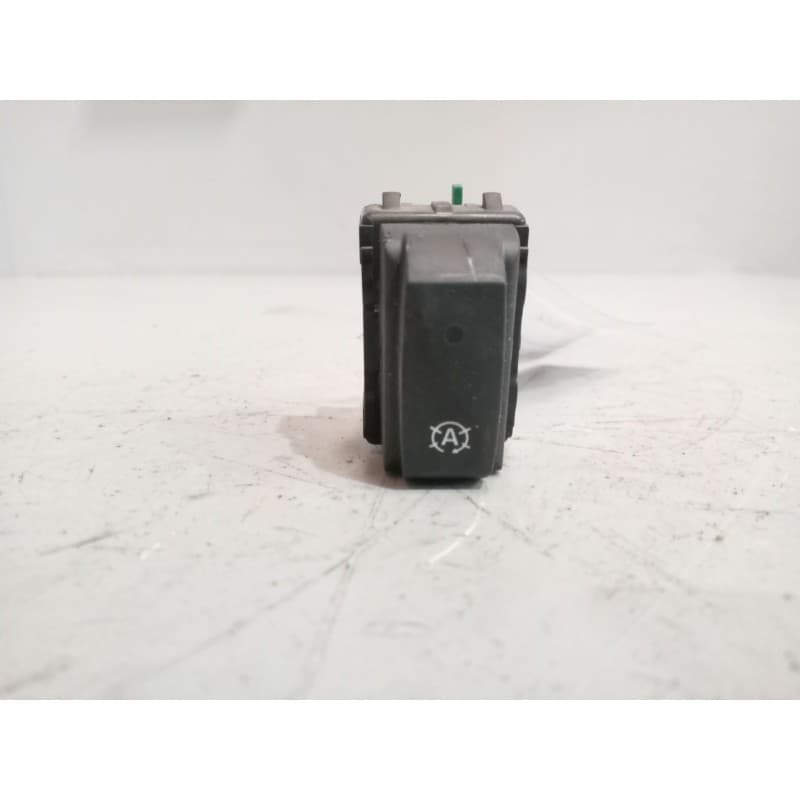 Recambio de interruptor para renault master iii caja/chasis (ev, hv, uv) 2.3 dci 135 rwd (hv0n, uv0n) referencia OEM IAM 2515385 - Blanco