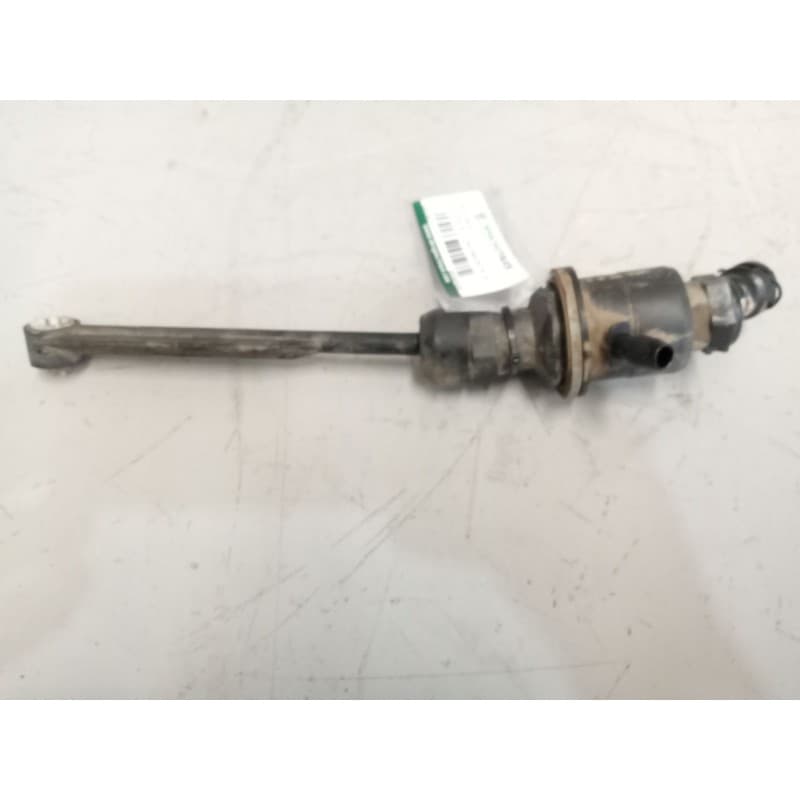 Recambio de bombin embrague para renault master iii caja/chasis (ev, hv, uv) 2.3 dci 135 rwd (hv0n, uv0n) referencia OEM IAM 820 - Blanco