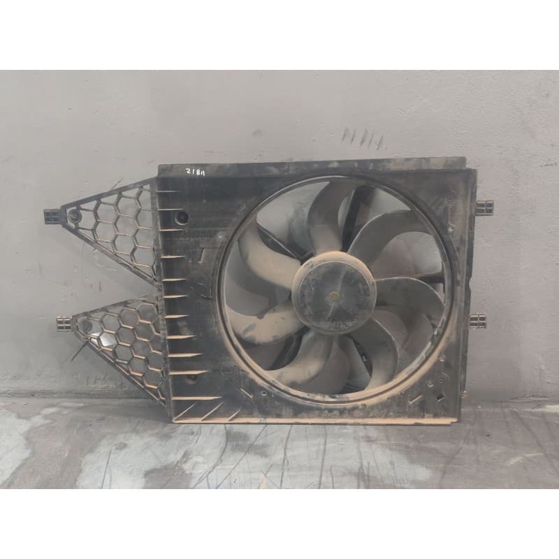 Recambio de electroventilador para seat ibiza (6p1) reference plus referencia OEM IAM 6R0959455E - Gris