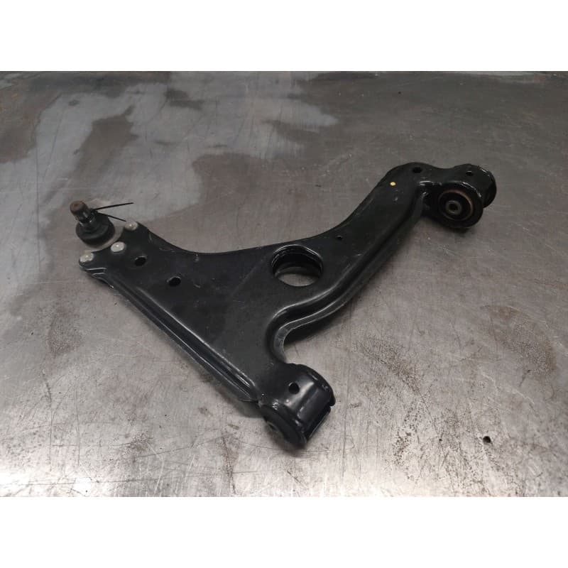 Recambio de brazo suspension inferior delantero derecho para opel astra h gtc (a04) 1.6 (l08) referencia OEM IAM - Plata