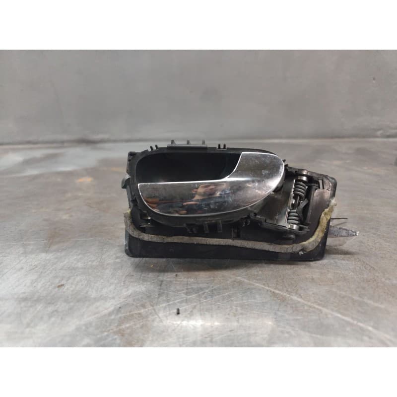 Recambio de maneta interior delantera derecha para peugeot 307 (s1) xt referencia OEM IAM 9634768577 - Gris