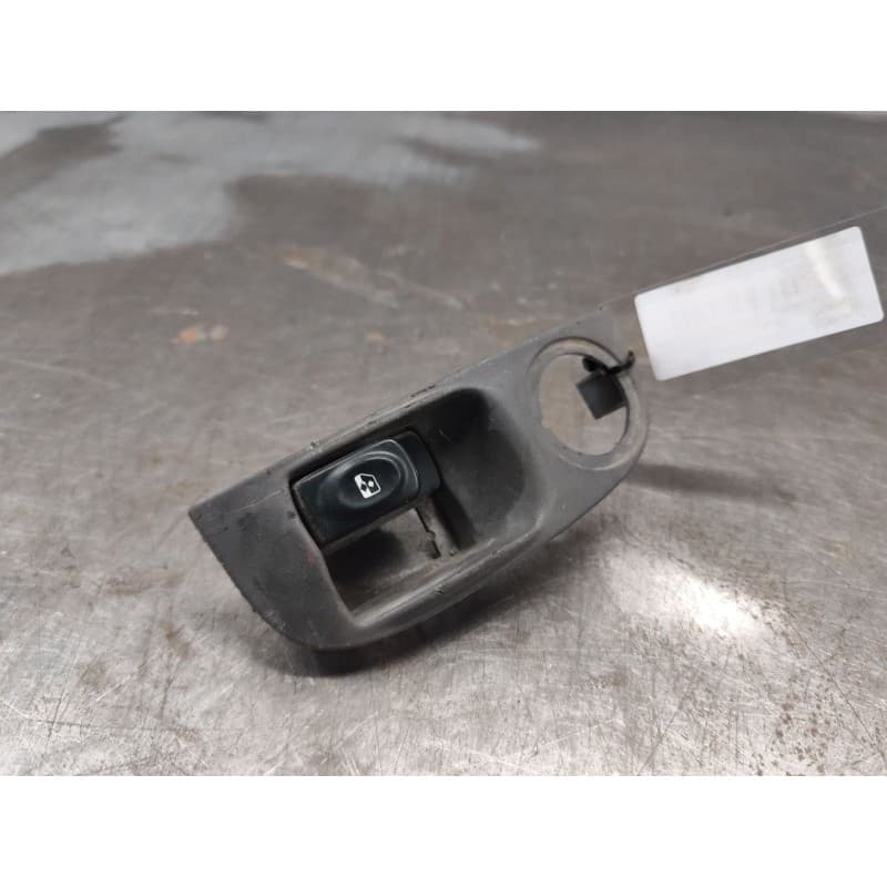 Recambio de mando elevalunas delantero izquierdo para renault megane i fase 2 berlina (ba0) 1.4 16v privilege referencia OEM IAM - Rojo
