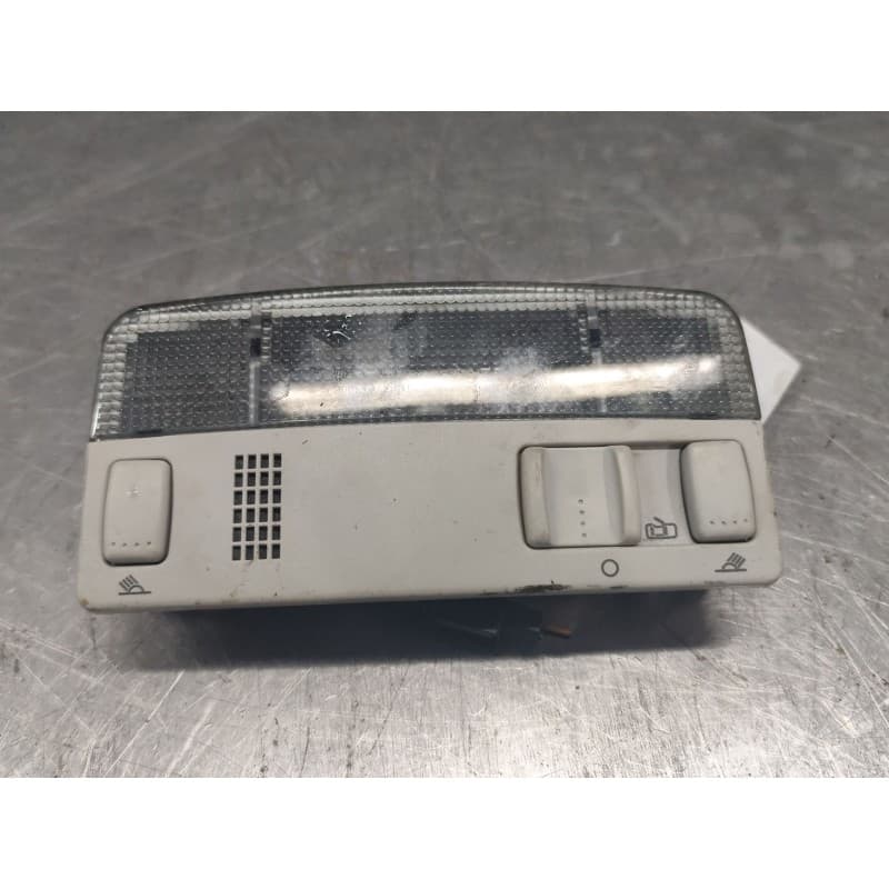 Recambio de luz interior delantera central para seat ibiza (6p1) reference plus referencia OEM IAM 3B0047105C - Gris