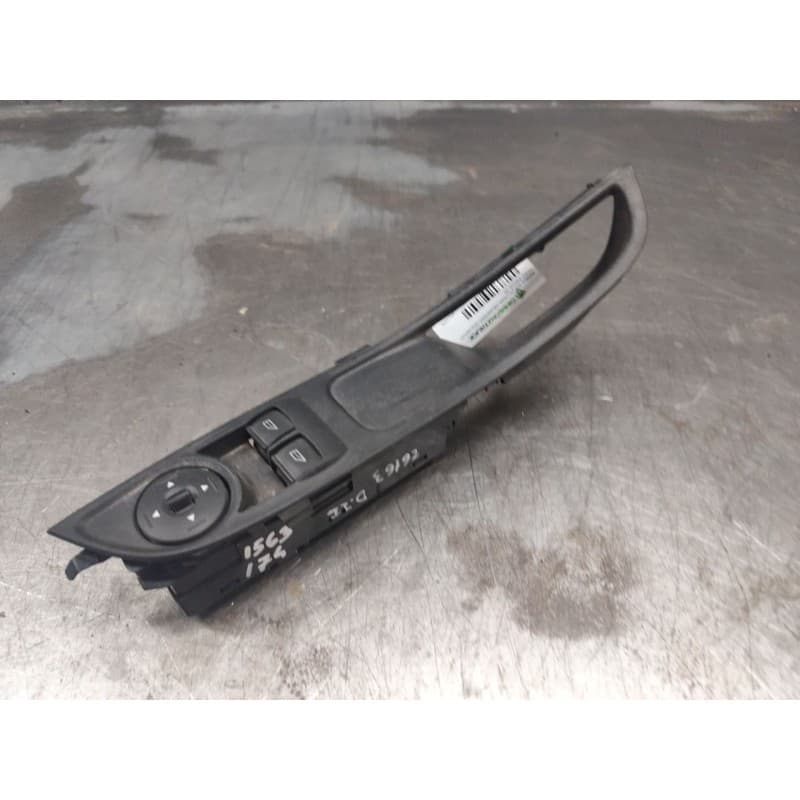 Recambio de mando elevalunas delantero izquierdo para ford focus iii 1.0 ecoboost referencia OEM IAM PDT1T14A132FA - Negro